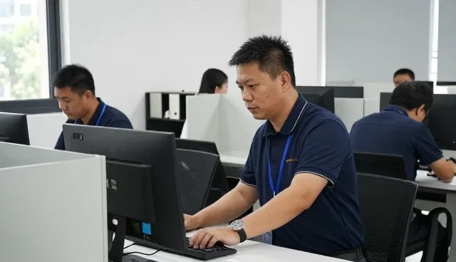 深圳市鸿源众泰投资有限公司介绍信息咨询等服务案例